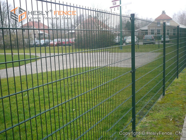 Double wire mesh fencing China