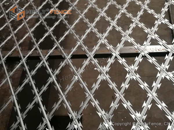 diamond hole welded razor mesh fence